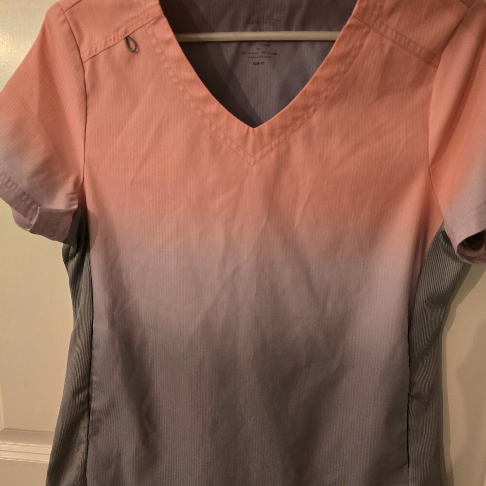 Koi lite ombre top